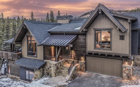 Wild Horse River Escape