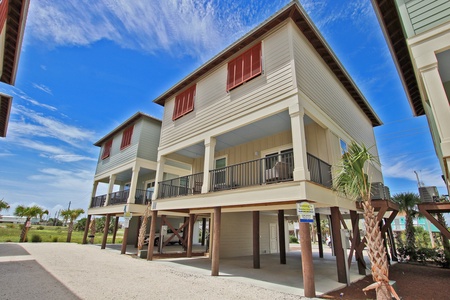 Romeo Beach M