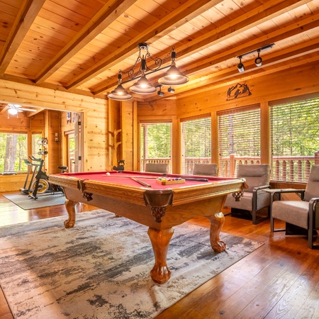 Smoky Breeze Retreat