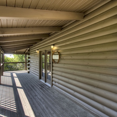 Bear Mountain Hideaway