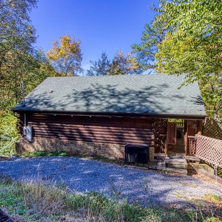 Cozy Bear Lodge