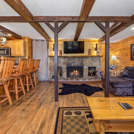 Honey Bear Lodge