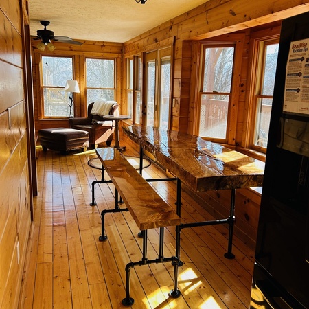 Moonshine Lodge