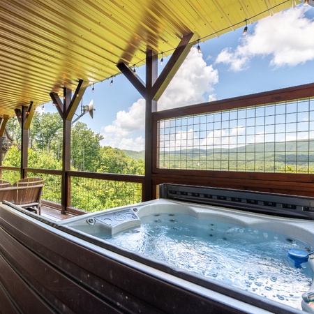 The Lodge At Coopers Hawk