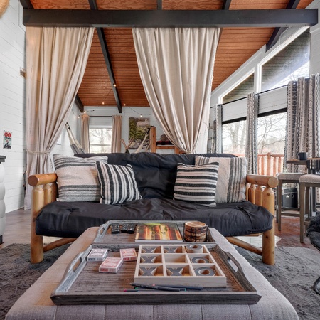 Smoky Fox Lodge