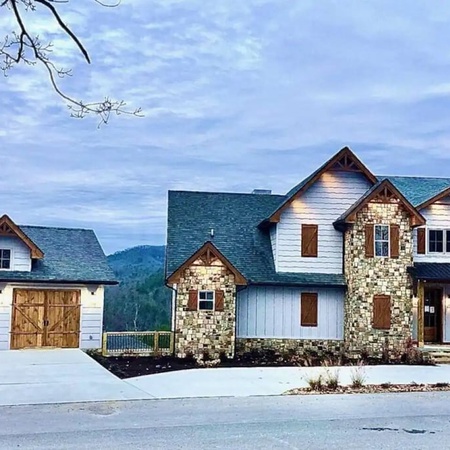 Top of the Summit Lodge