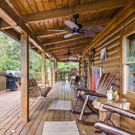 Majestic Elk Hideaway