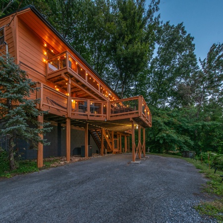 Honey Bear Lodge