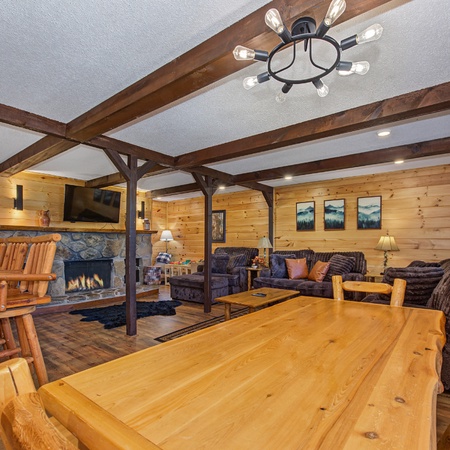 Honey Bear Lodge