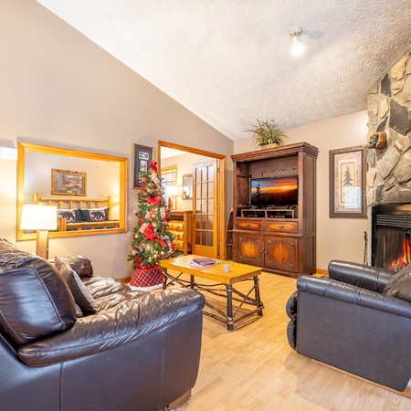 Cozy Bear Hideaway
