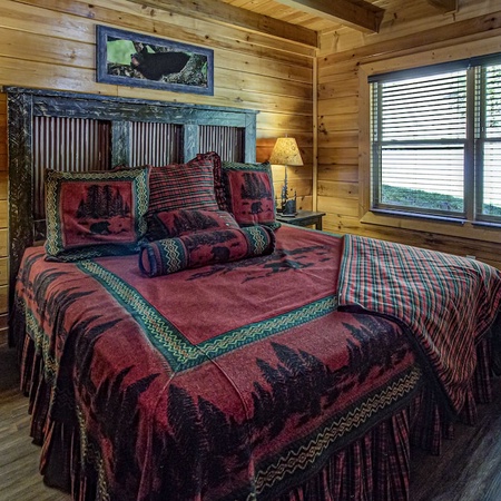 Bear Mountain Hideaway
