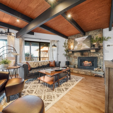 Smoky Fox Lodge