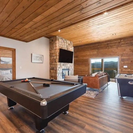 Top of the Summit Lodge