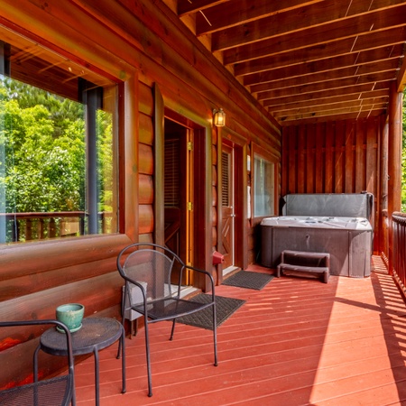 Bear Essentials Lodge