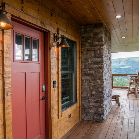 Hilltop Hideaway