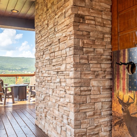 The Lodge At Coopers Hawk