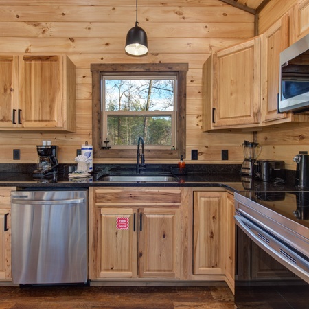 Bearfoot Splash Hideaway