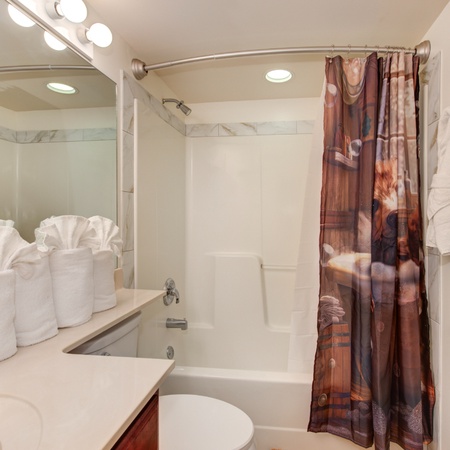 Cs Creekside Condo