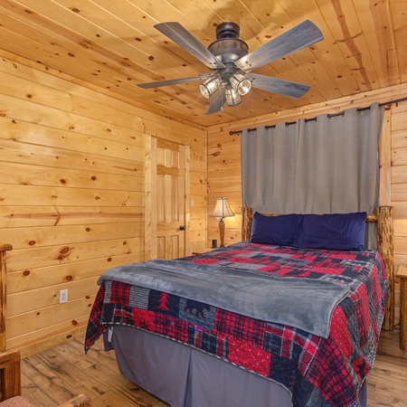 Honey Bear Lodge