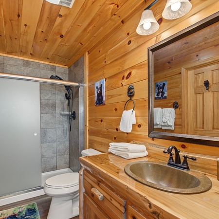 Honey Bear Lodge