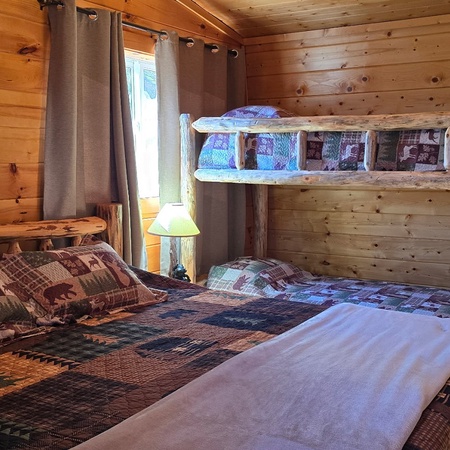 Honey Bear Lodge