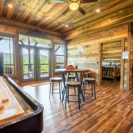 The Lodge At Coopers Hawk