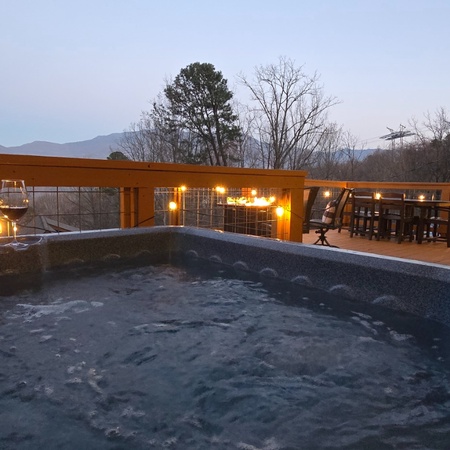 Honey Bear Lodge