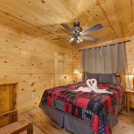 Honey Bear Lodge