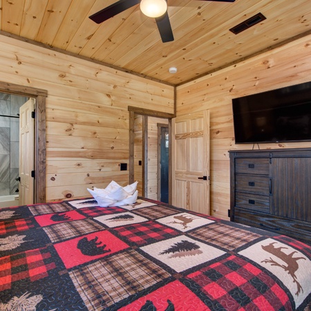 Bearfoot Splash Hideaway