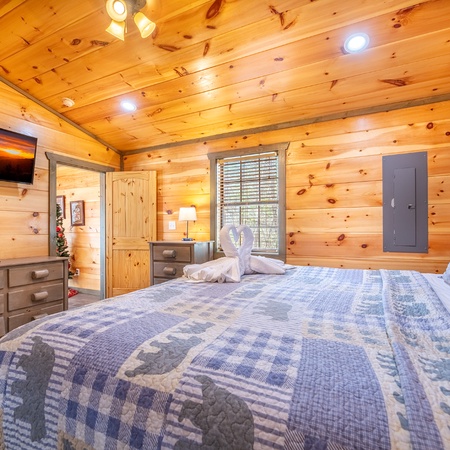 Country Bear Hideaway