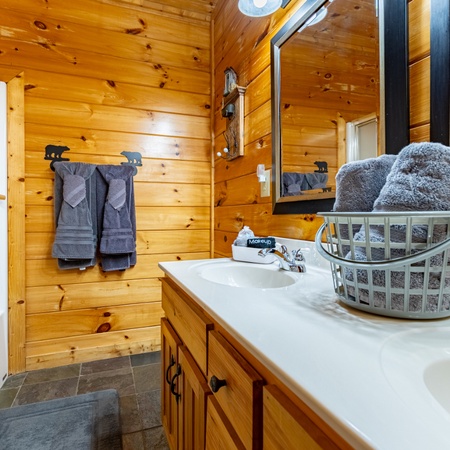 Sweet Bear Hideaway