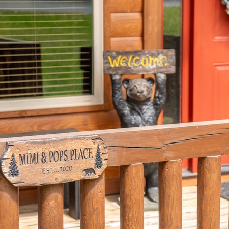 Mimi and Pop's Place