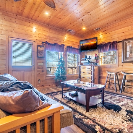 Smokey's Hideaway