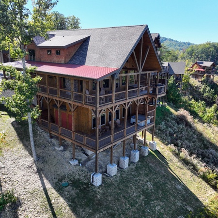 Hilltop Hideaway