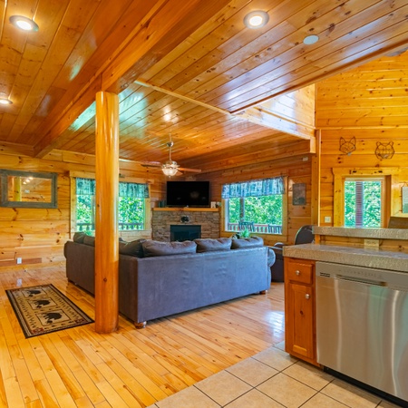 Bear Essentials Lodge