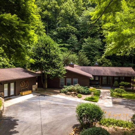 Pioneer Trail Retreat