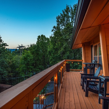 Honey Bear Lodge