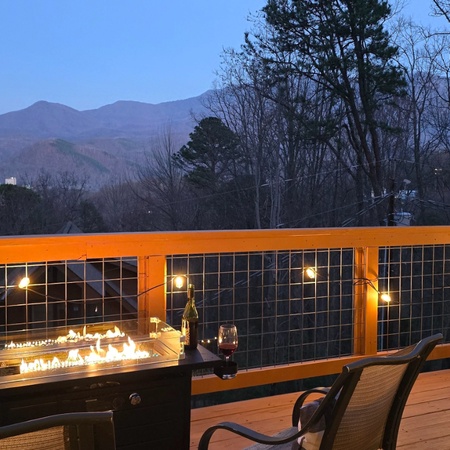 Honey Bear Lodge
