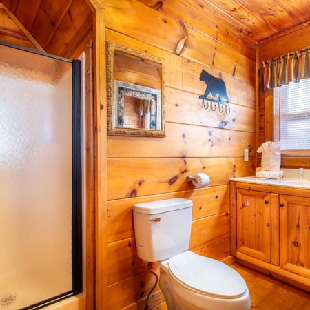 TreeTop Lodge