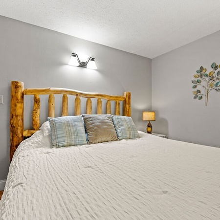 Windy Oaks Condo