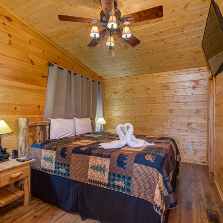 Honey Bear Lodge