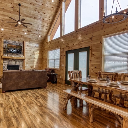 Smokey Peak Inn