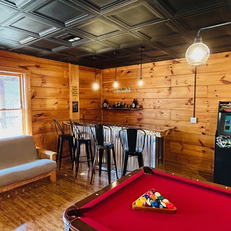 Moonshine Lodge