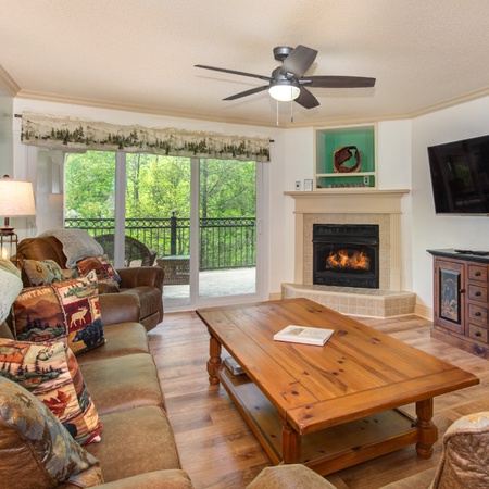 Cs Creekside Condo
