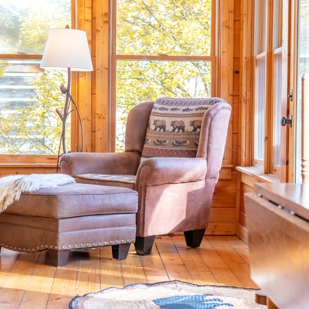 Moonshine Lodge
