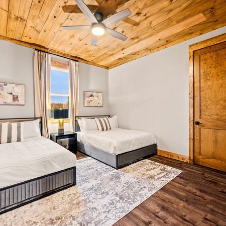 Lookout Lodge