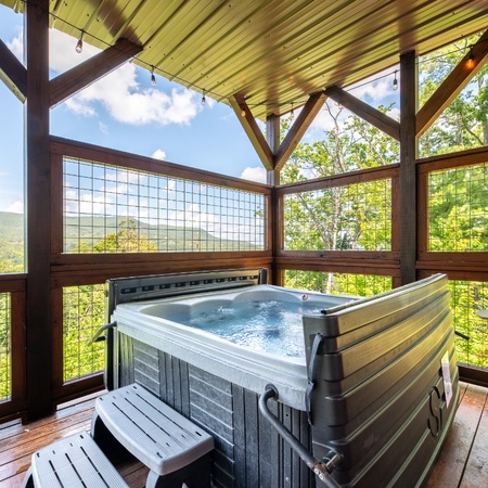 The Lodge At Coopers Hawk