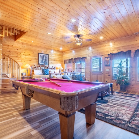 Smokey's Hideaway