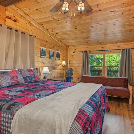 Honey Bear Lodge
