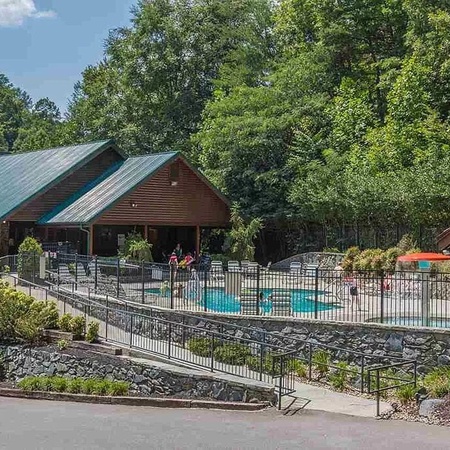 Yeti Lodge